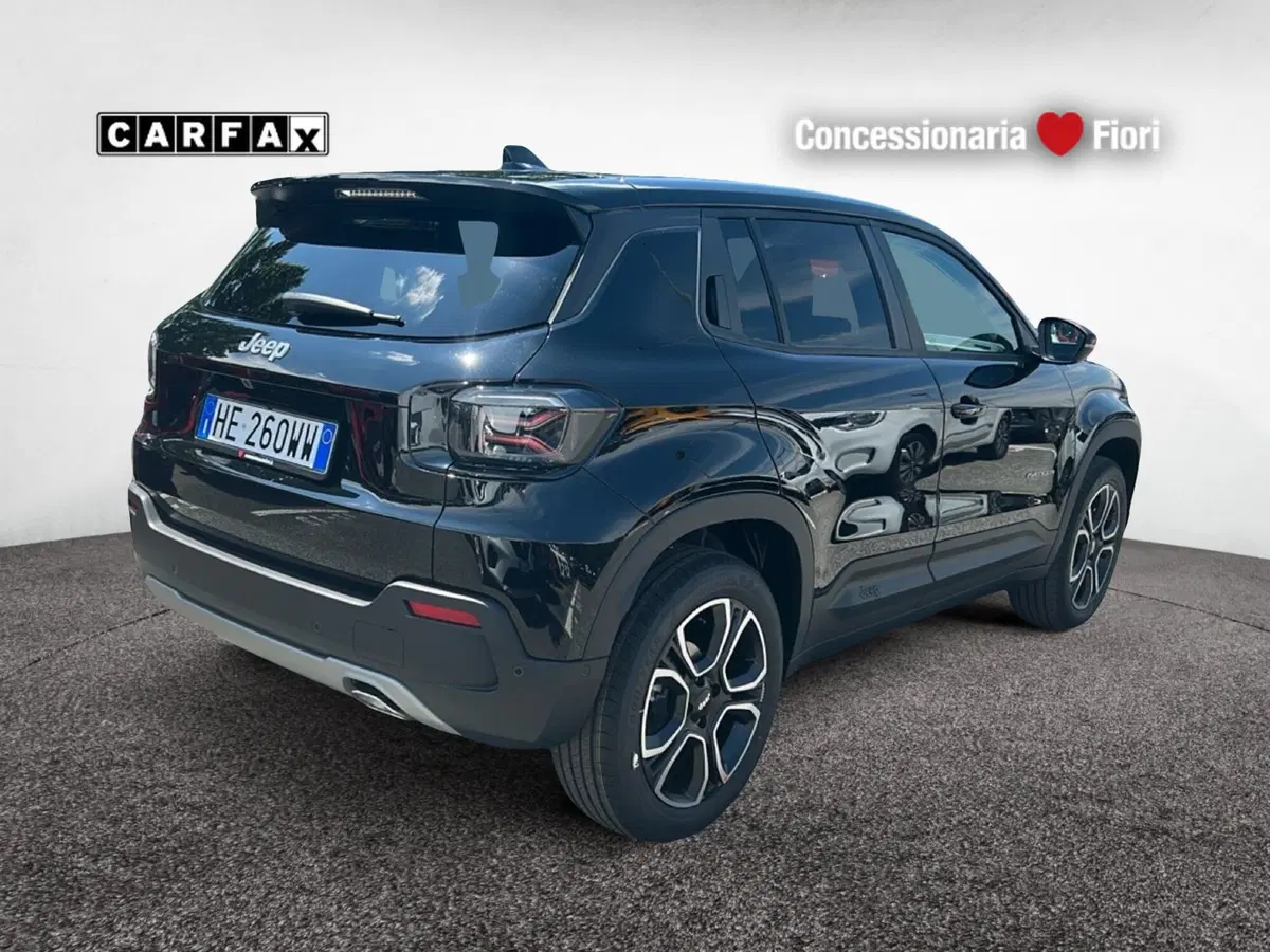 Jeep Avenger nuova a Latina (3)