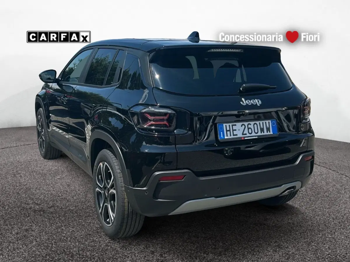 Jeep Avenger nuova a Latina (4)