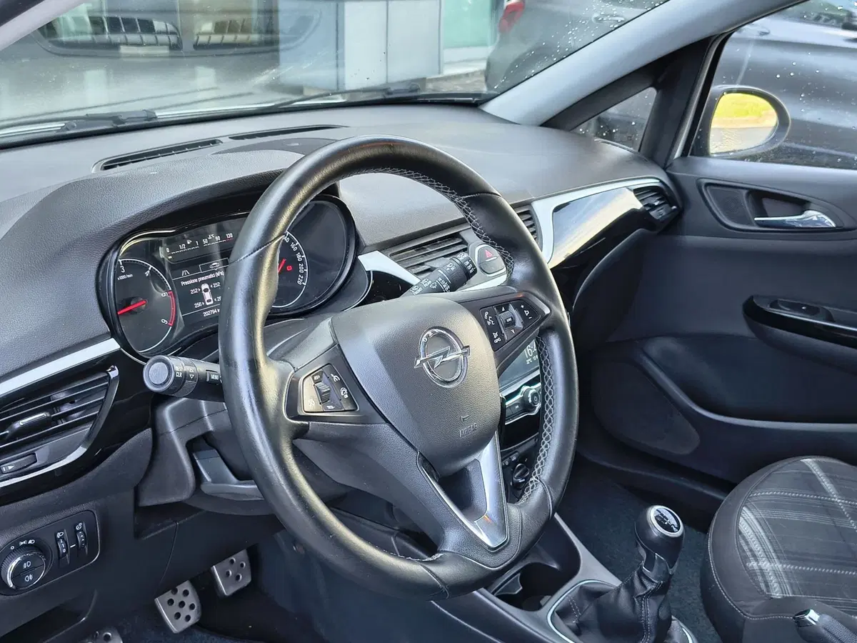 Opel Corsa usata a Padova (9)