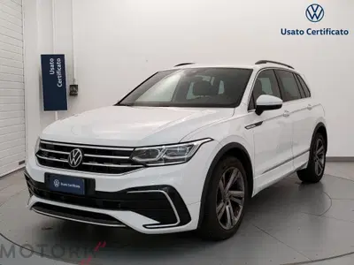 Volkswagen Tiguan 1.5 TSI 150 CV DSG ACT R-Line del 2023 usata a Busto Arsizio