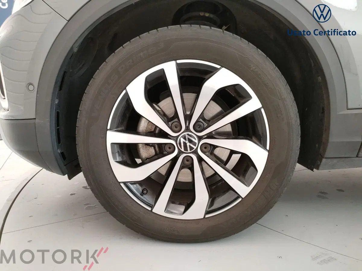 Volkswagen T-Roc usata a Varese (6)