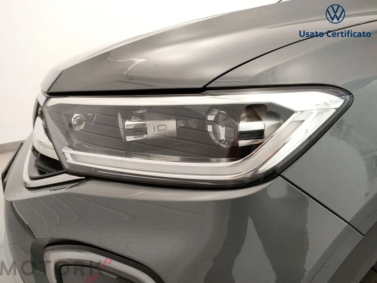 Volkswagen T-Roc usata a Varese (7)