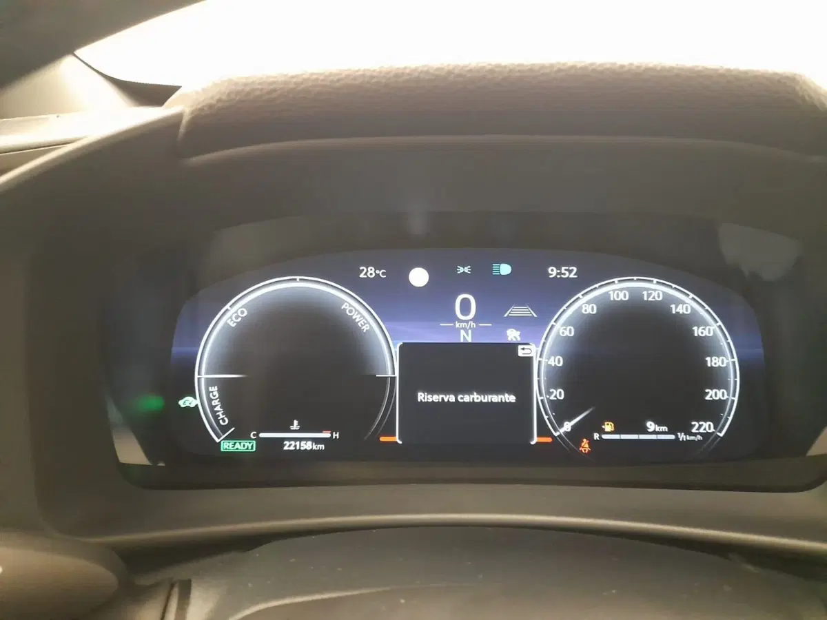 Toyota Toyota C-HR usata a Alessandria (11)