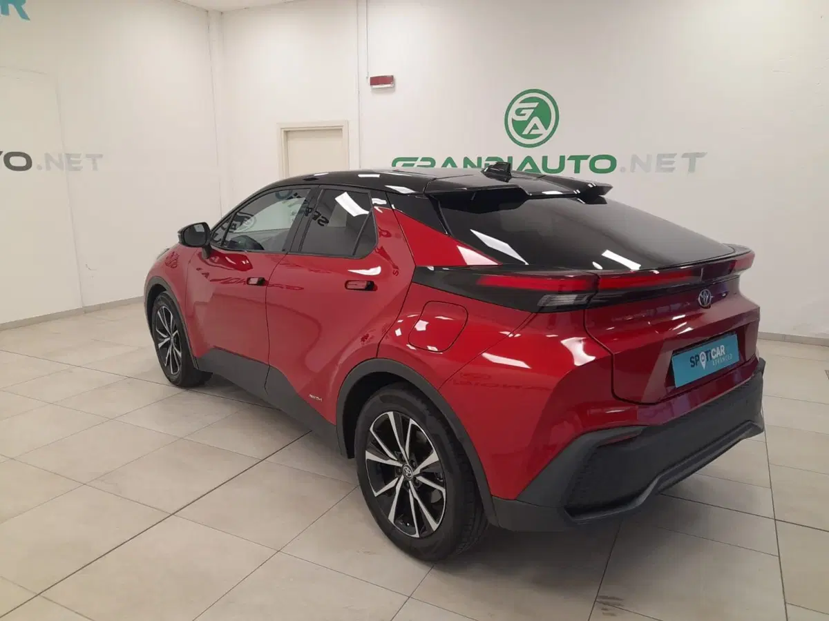 Toyota Toyota C-HR usata a Alessandria (4)