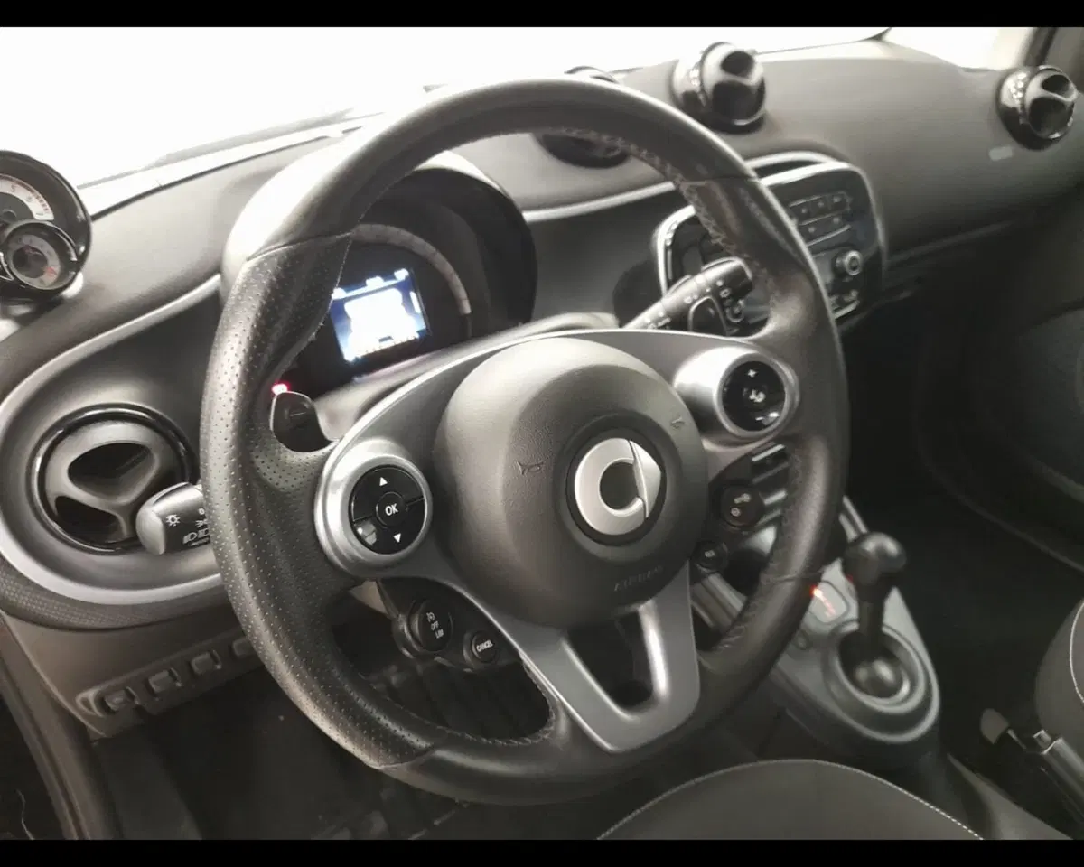 smart Fortwo usata a Savona (7)