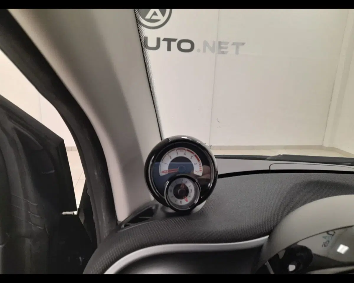 smart Fortwo usata a Savona (9)