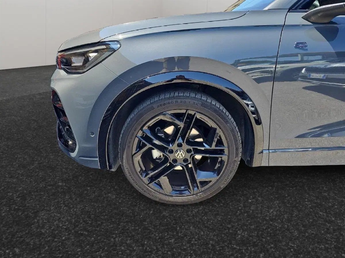Volkswagen Tiguan usata a Lecco (9)