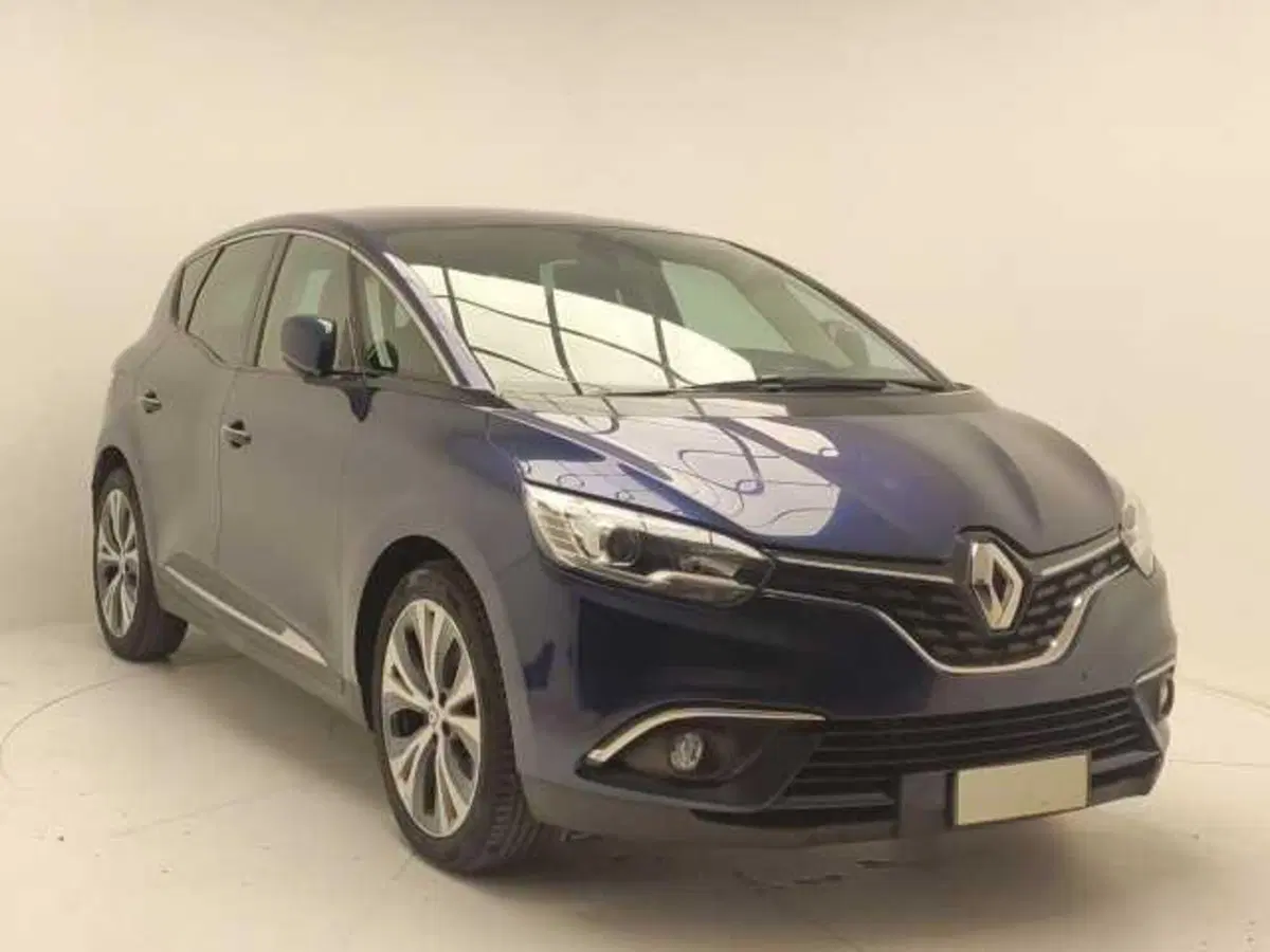 Renault Scenic E-Tech Electric usata a Avellino