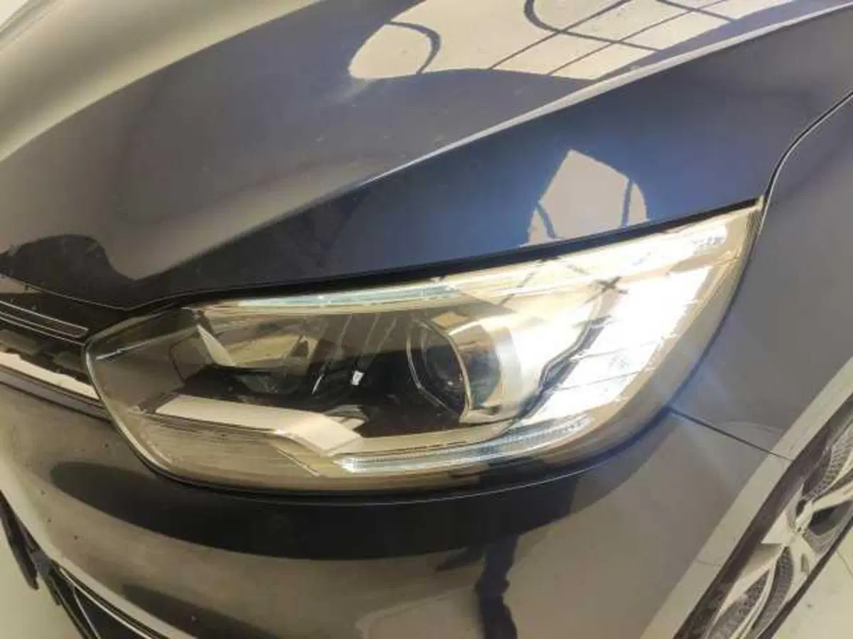 Renault Scenic E-Tech Electric usata a Avellino (11)