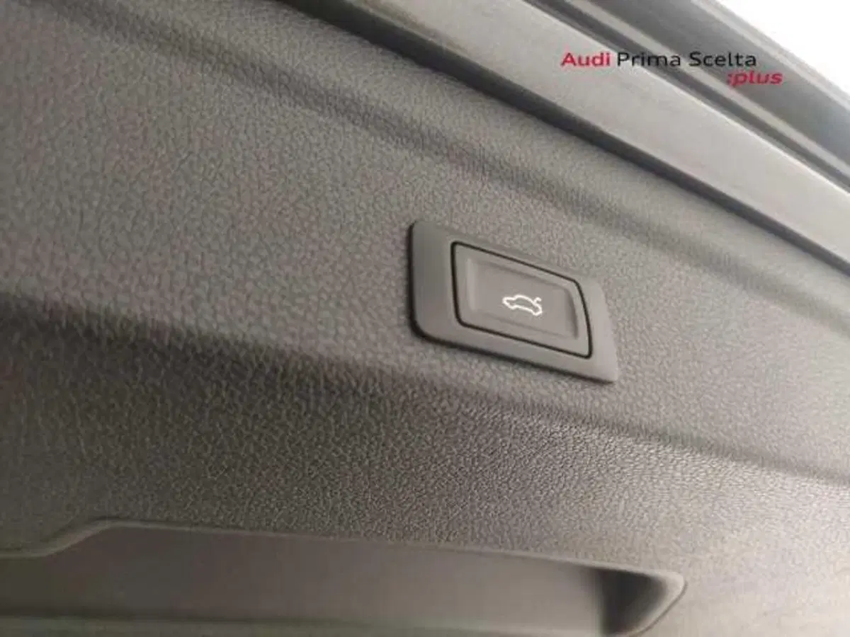 Audi Q3 Sportback usata a Avellino (18)