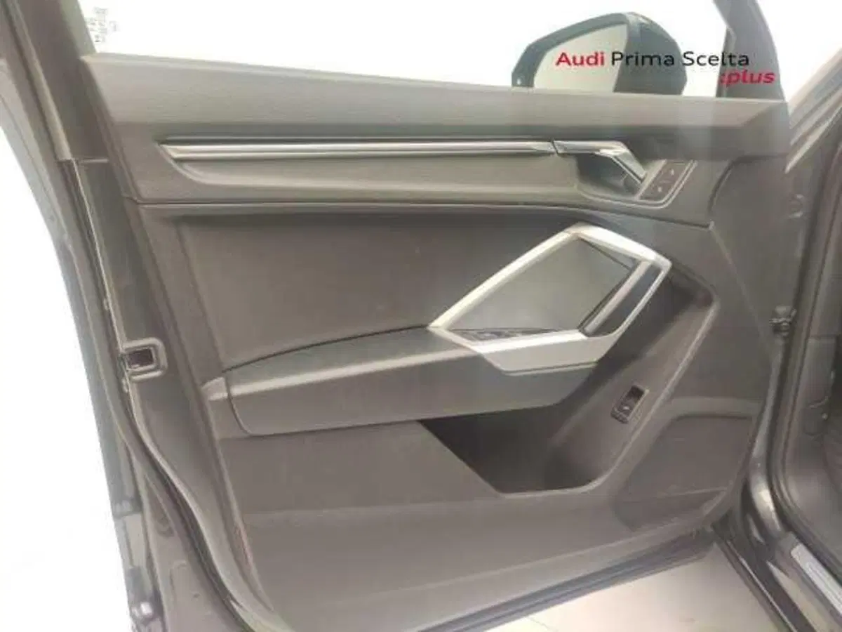 Audi Q3 Sportback usata a Avellino (19)