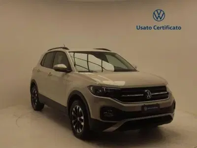 Volkswagen T-Cross 1.0 TSI Sport del 2023 usata a Pratola Serra