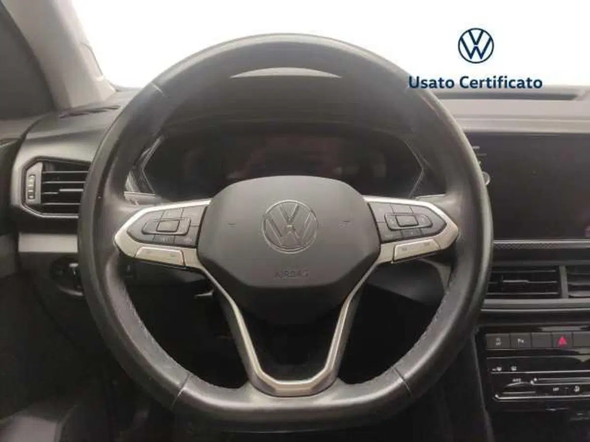 Volkswagen T-Cross usata a Avellino (17)