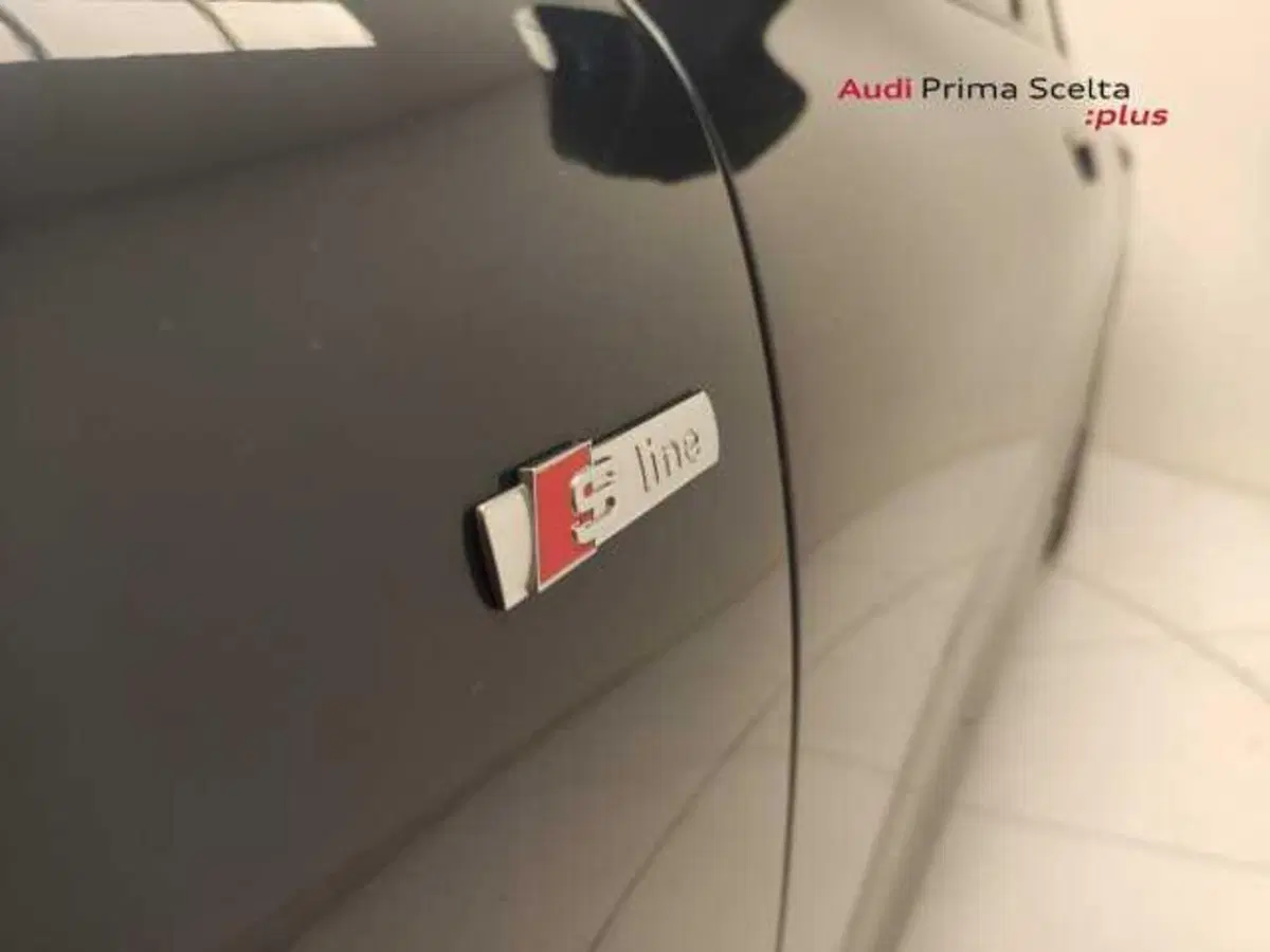 Audi A6 Avant e-Tron usata a Avellino (15)