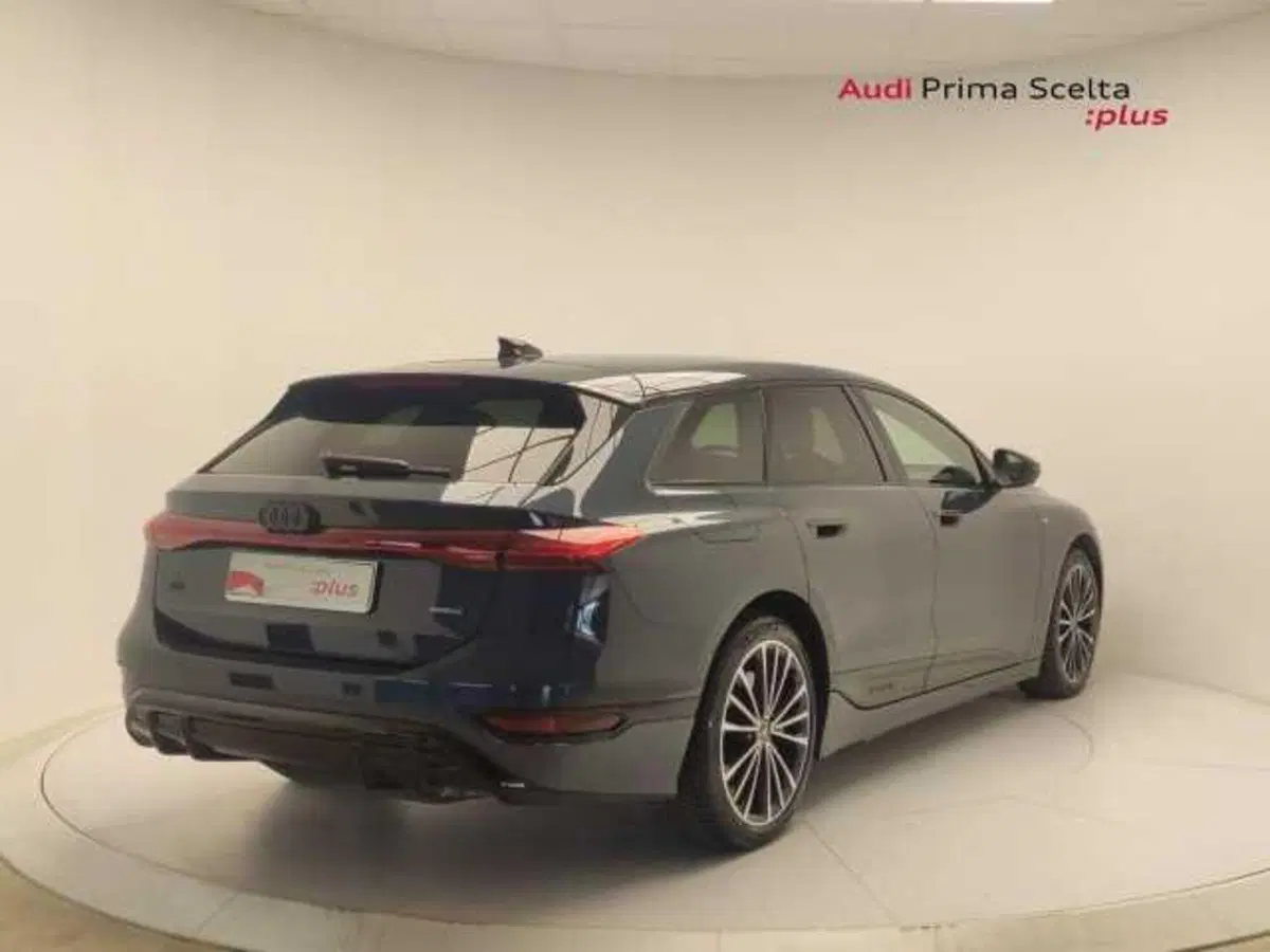 Audi A6 Avant e-Tron usata a Avellino (7)