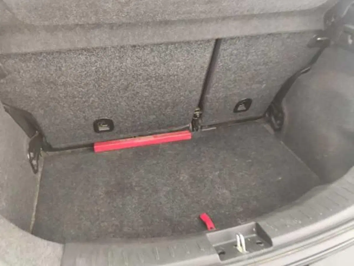 Lancia Ypsilon usata a Avellino (10)