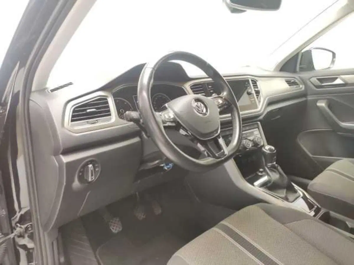 Volkswagen T-Roc usata a Avellino (16)