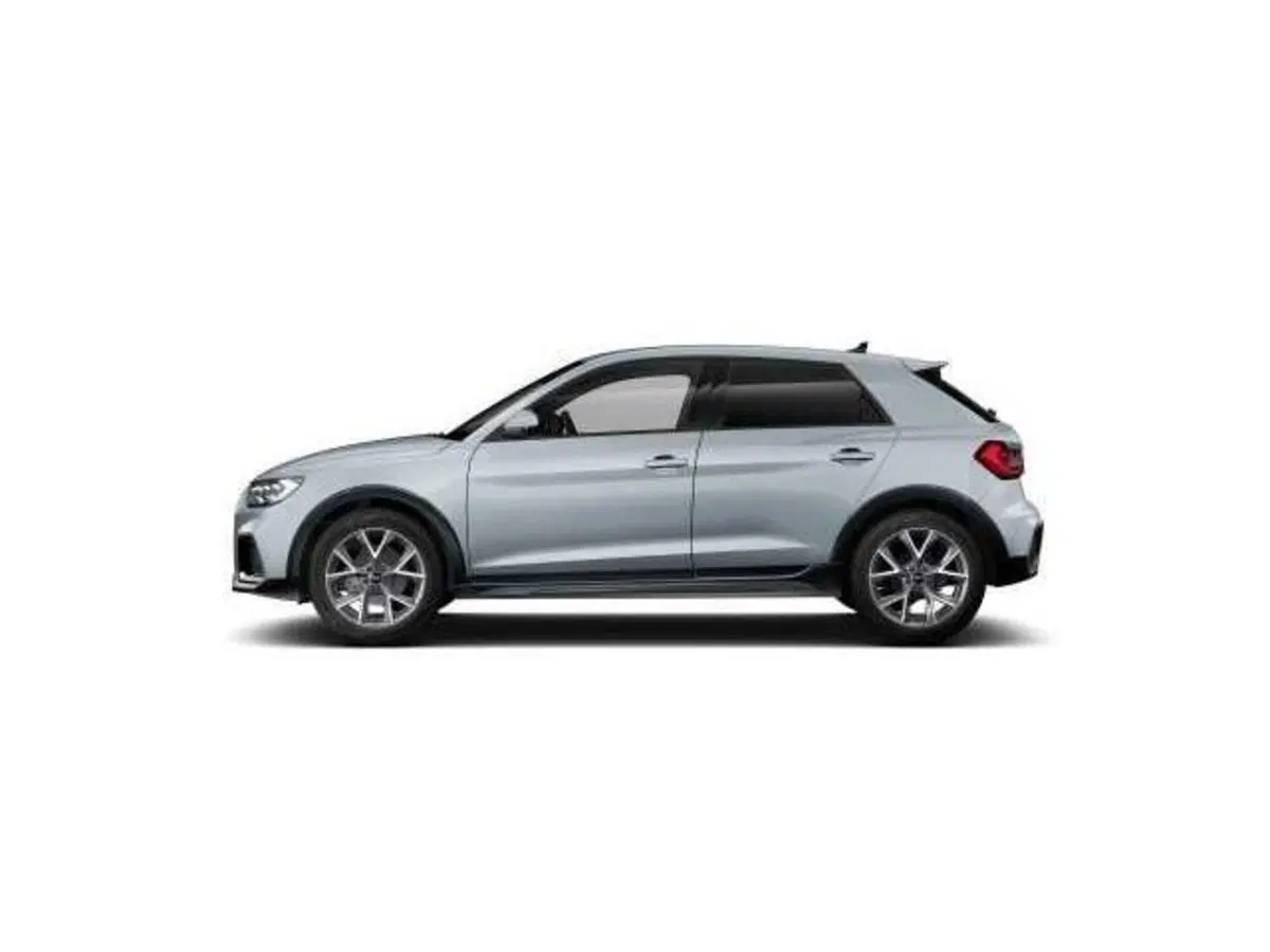 Audi A1 allstreet usata a Avellino (4)