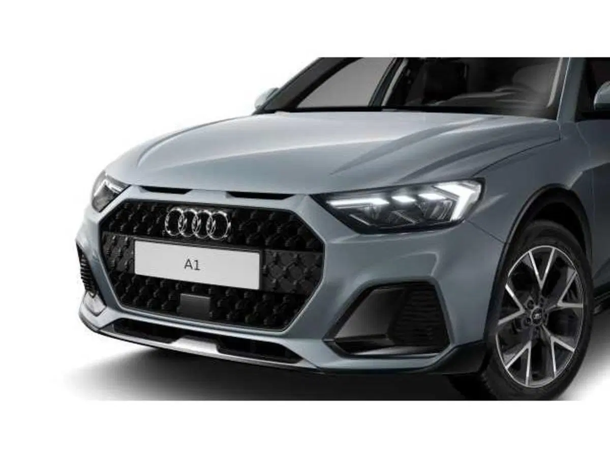 Audi A1 allstreet usata a Avellino (6)