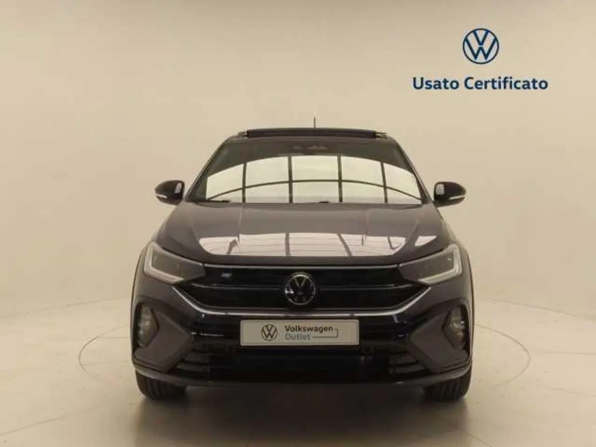 Volkswagen Taigo nuova a Avellino (2)