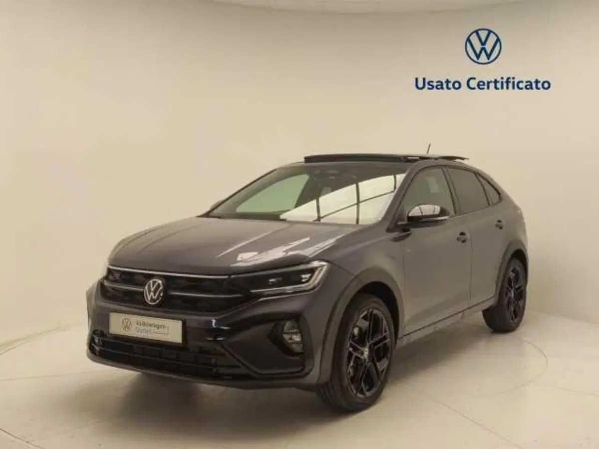 Volkswagen Taigo nuova a Avellino (3)