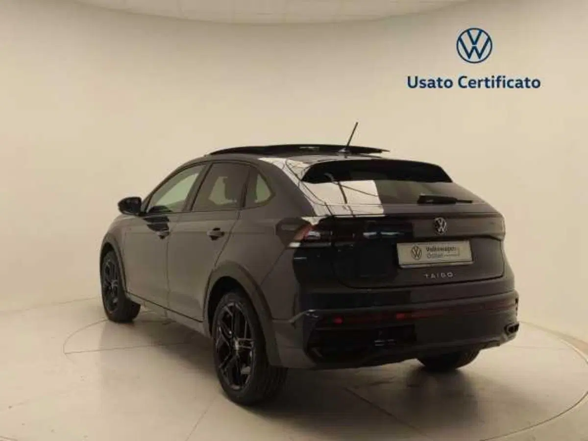 Volkswagen Taigo nuova a Avellino (5)