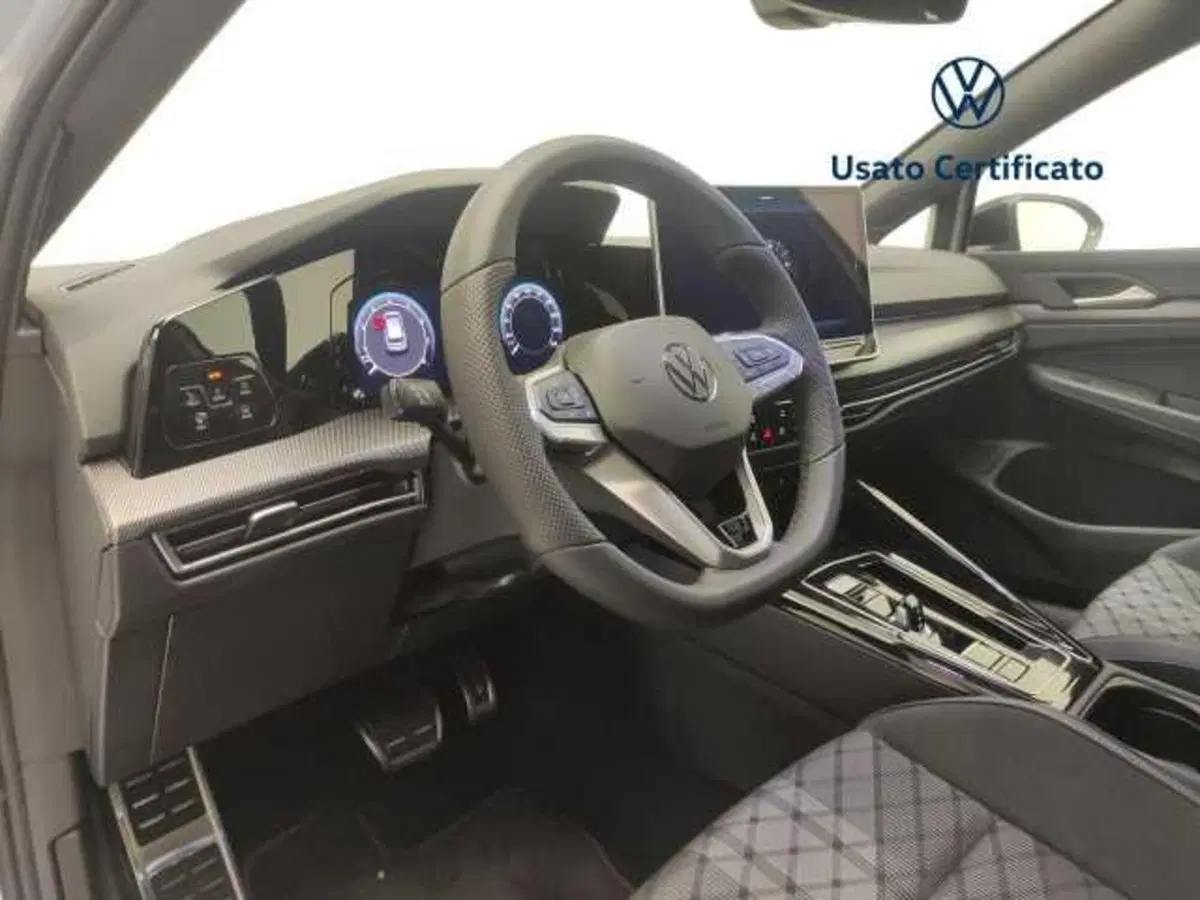 Volkswagen Golf nuova a Avellino (19)