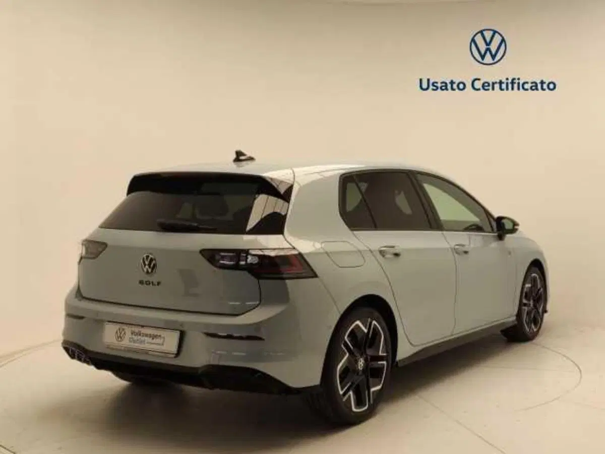 Volkswagen Golf nuova a Avellino (7)