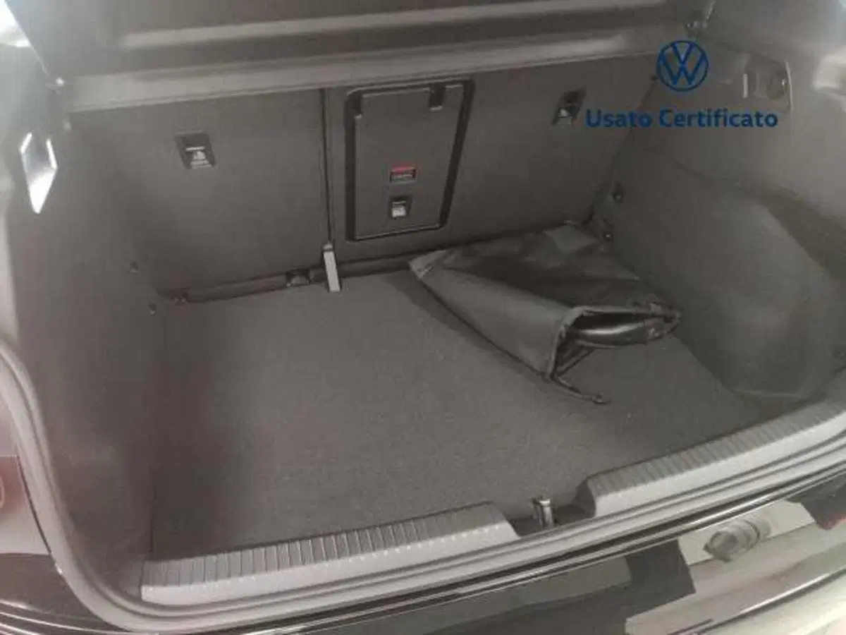 Volkswagen ID.3 nuova a Avellino (11)
