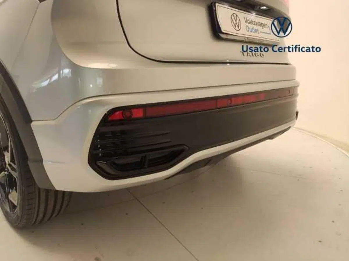 Volkswagen Taigo nuova a Avellino (16)