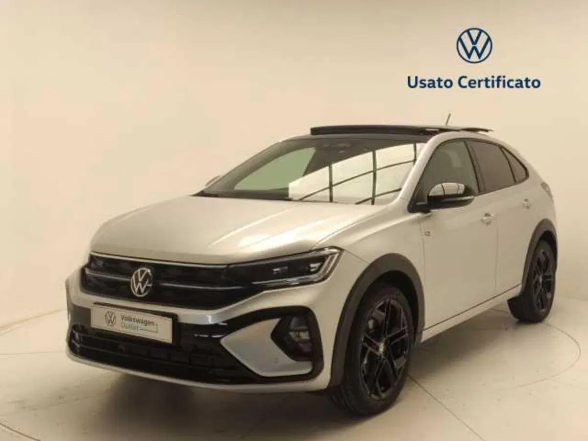 Volkswagen Taigo nuova a Avellino (3)