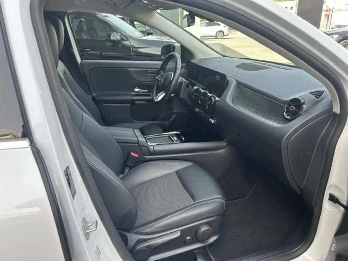 Mercedes-Benz GLA SUV usata a Potenza (10)