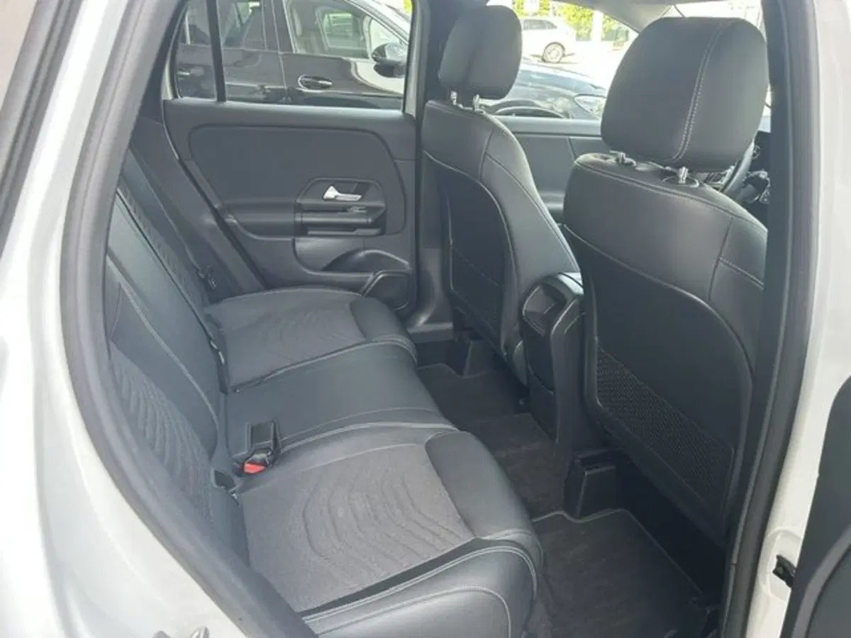 Mercedes-Benz GLA SUV usata a Potenza (12)