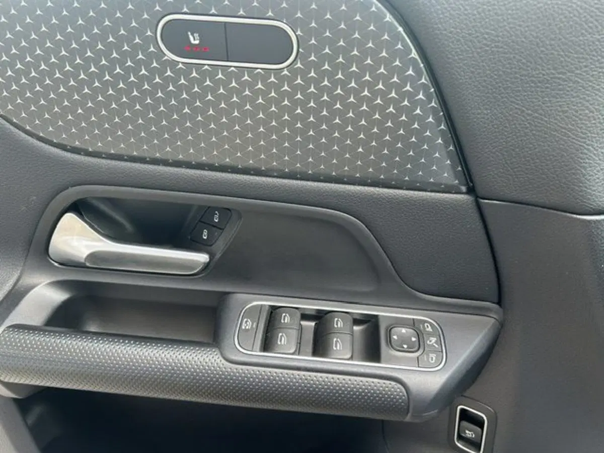 Mercedes-Benz GLA SUV usata a Potenza (16)