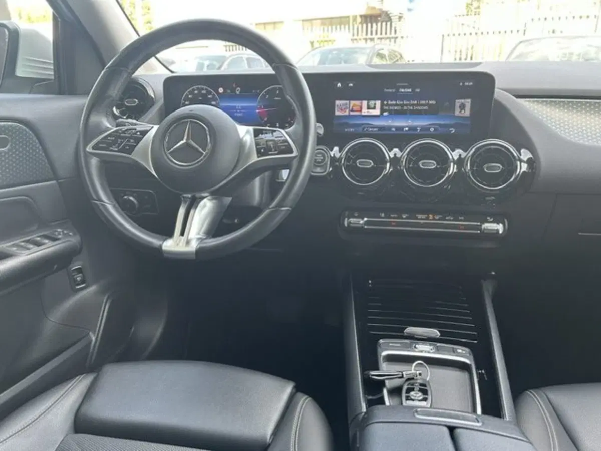 Mercedes-Benz GLA SUV usata a Potenza (9)