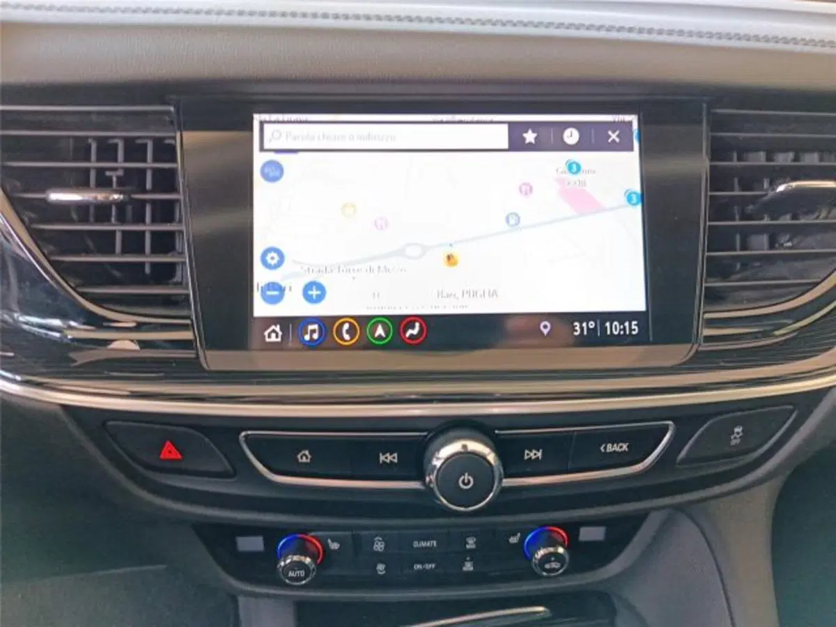 Opel Insignia Station Wagon usata a Bari (14)