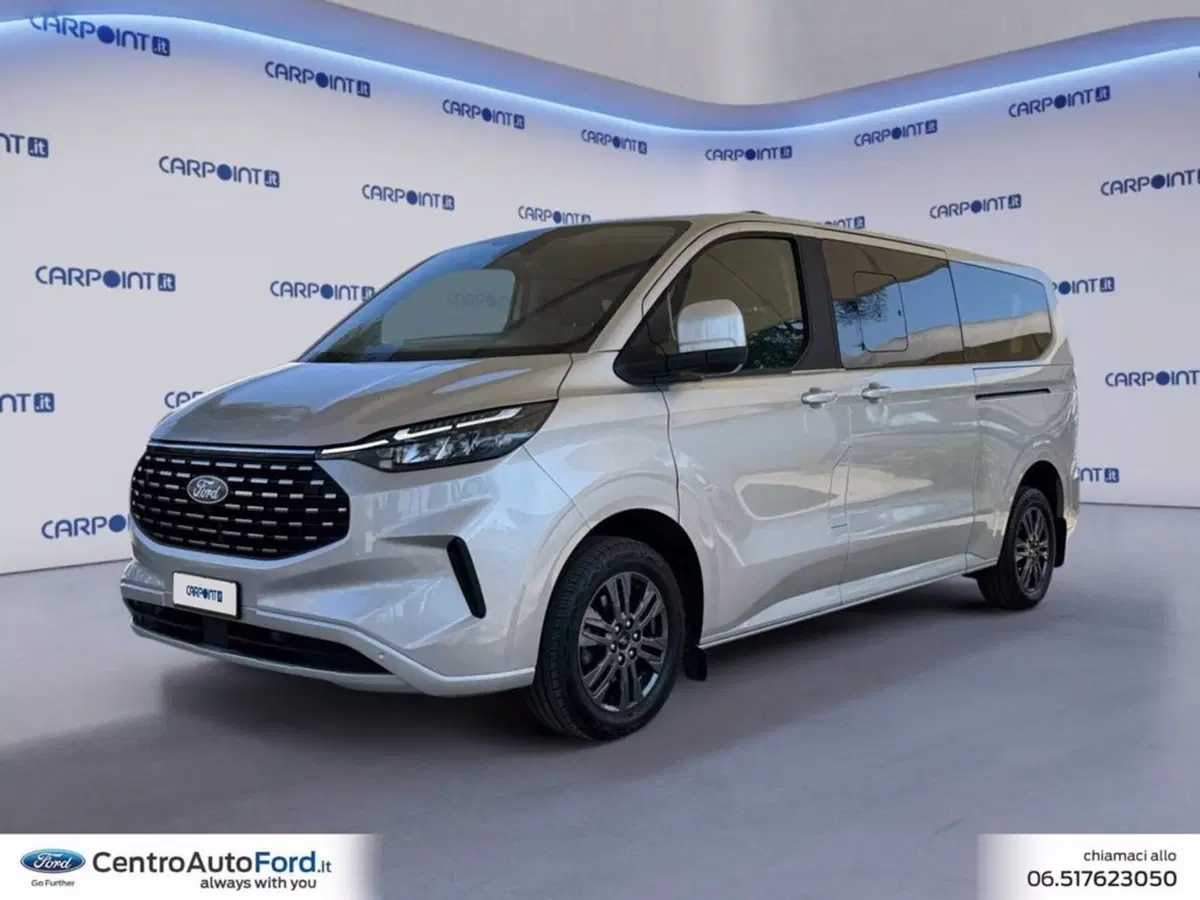 Ford Tourneo Custom usata a Roma