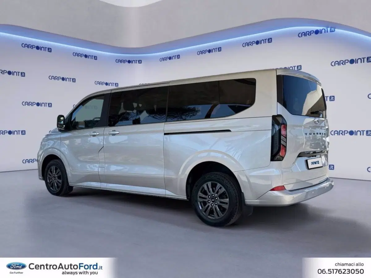 Ford Tourneo Custom usata a Roma (3)