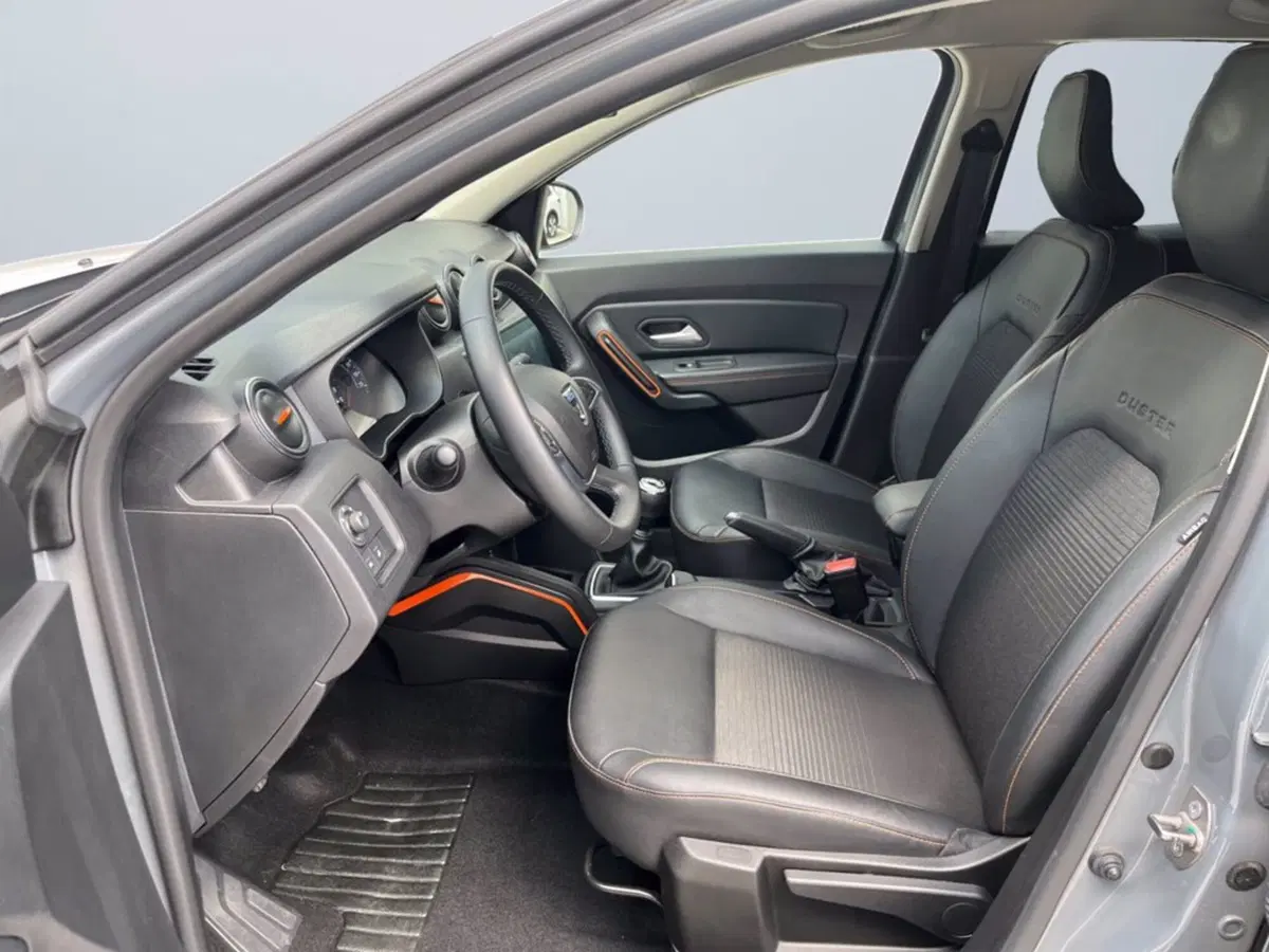 Dacia Duster usata a Milano (10)