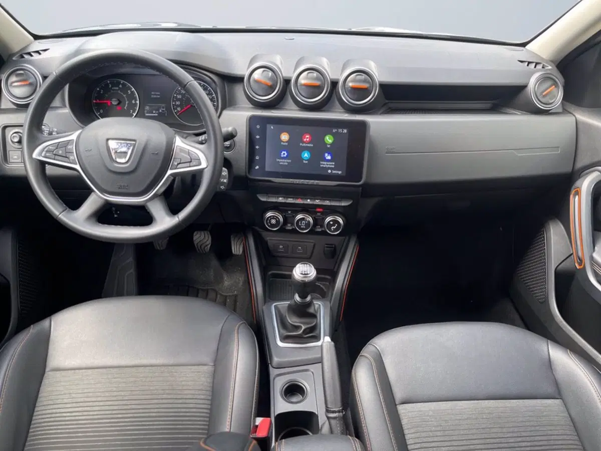 Dacia Duster usata a Milano (11)