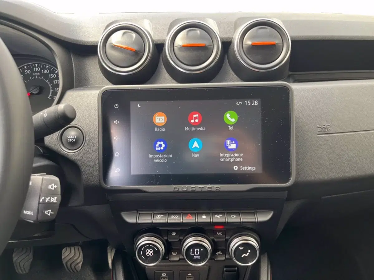 Dacia Duster usata a Milano (14)