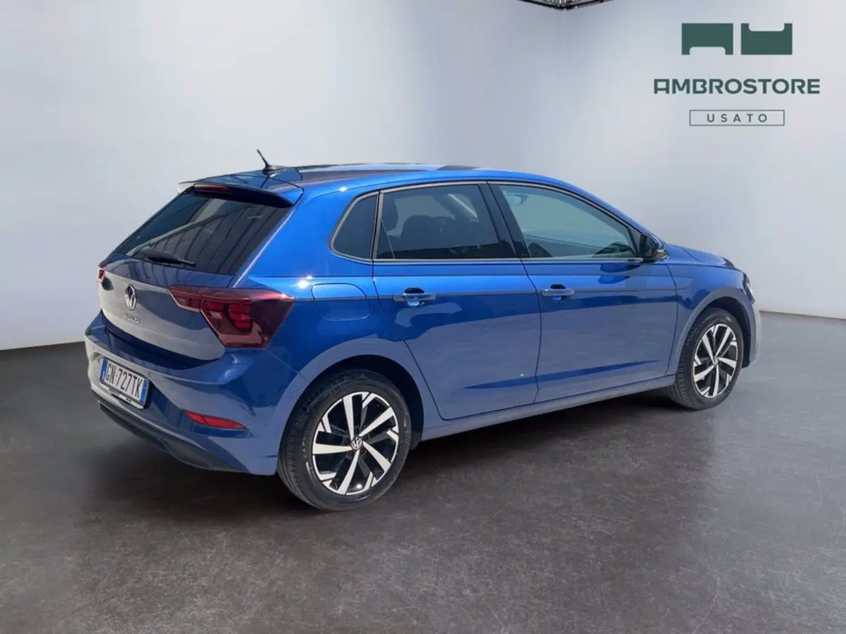 Volkswagen Polo usata a Milano (5)