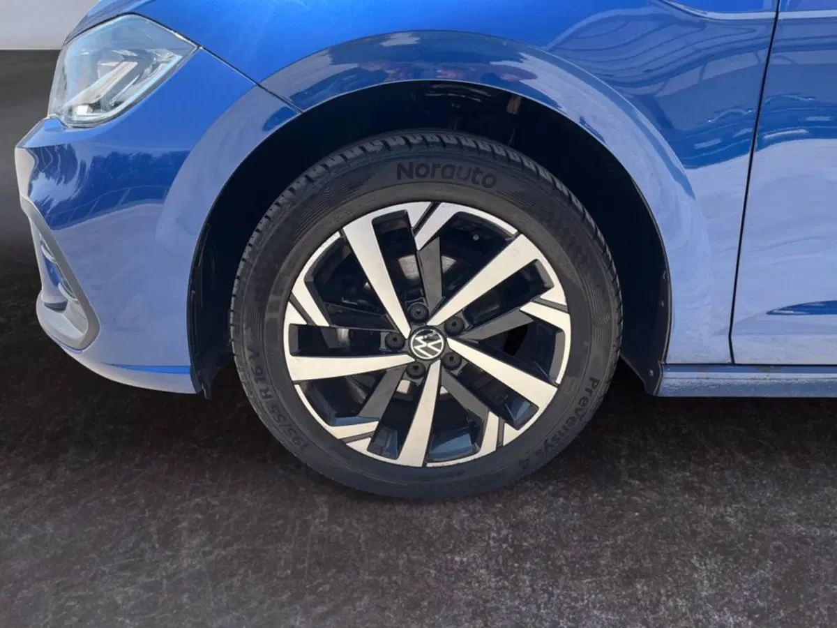 Volkswagen Polo usata a Milano (10)