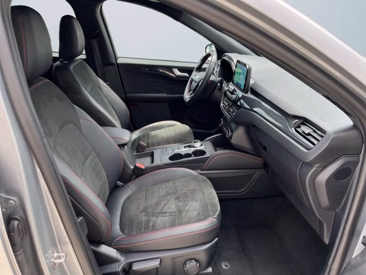 Ford Kuga usata a Milano (15)