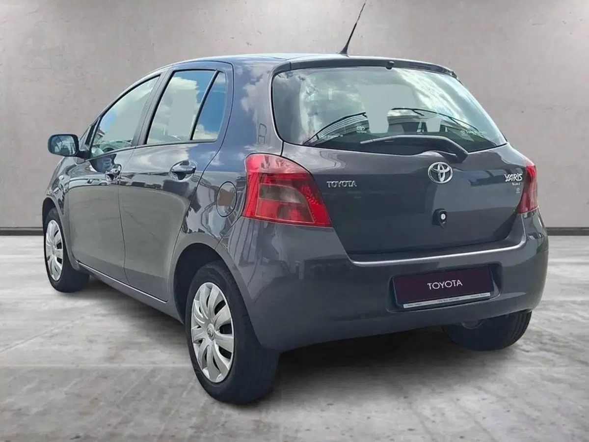 Toyota Yaris usata a Torino (2)