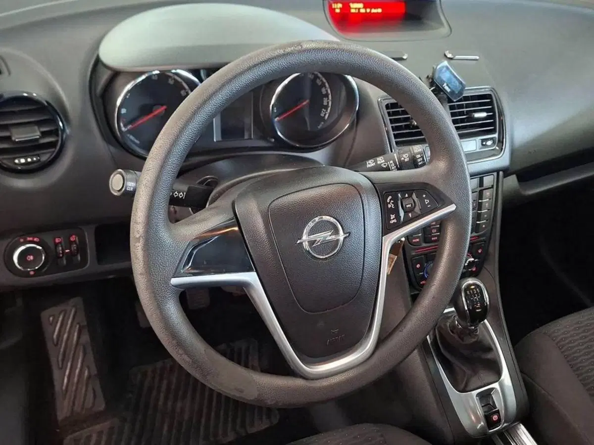 Opel Meriva usata a Torino (10)