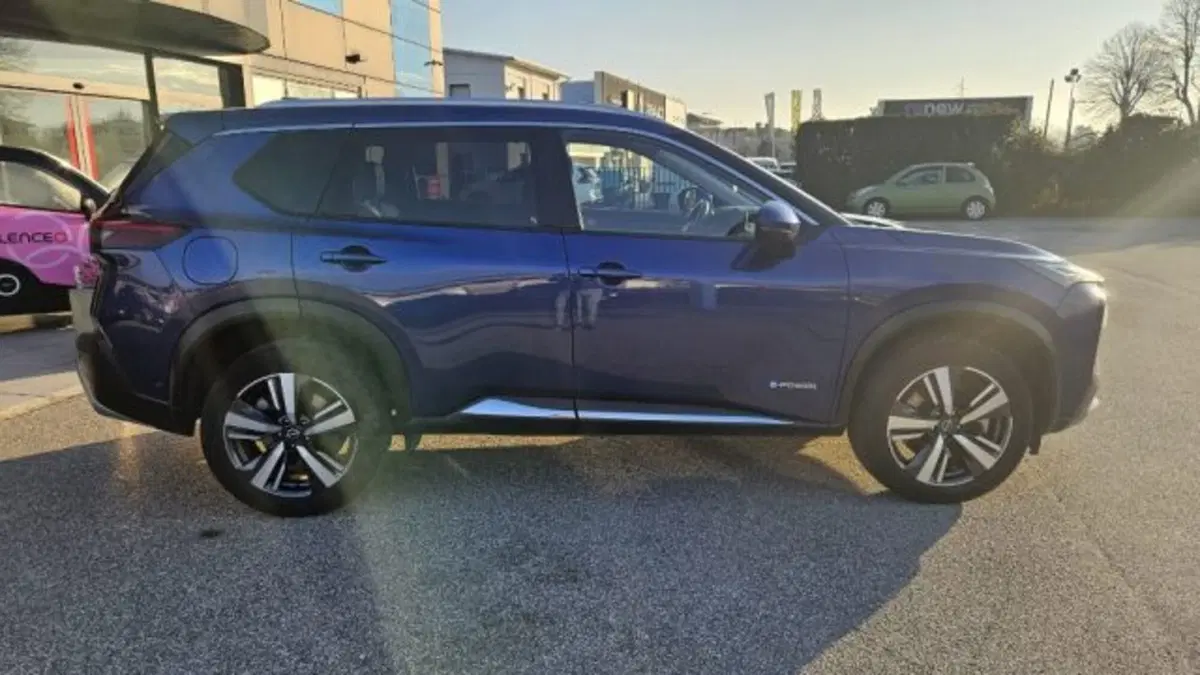 Nissan X-Trail usata a Lucca (3)