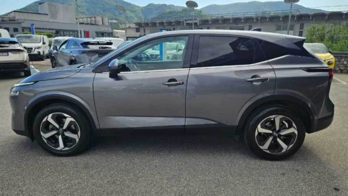 Nissan Qashqai usata a Lucca (7)