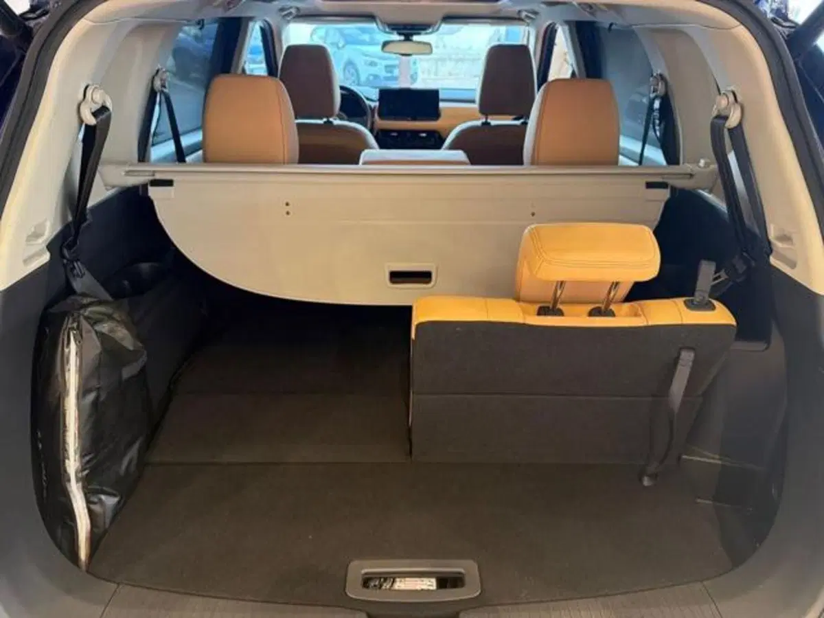 Nissan X-Trail usata a Sassari (12)
