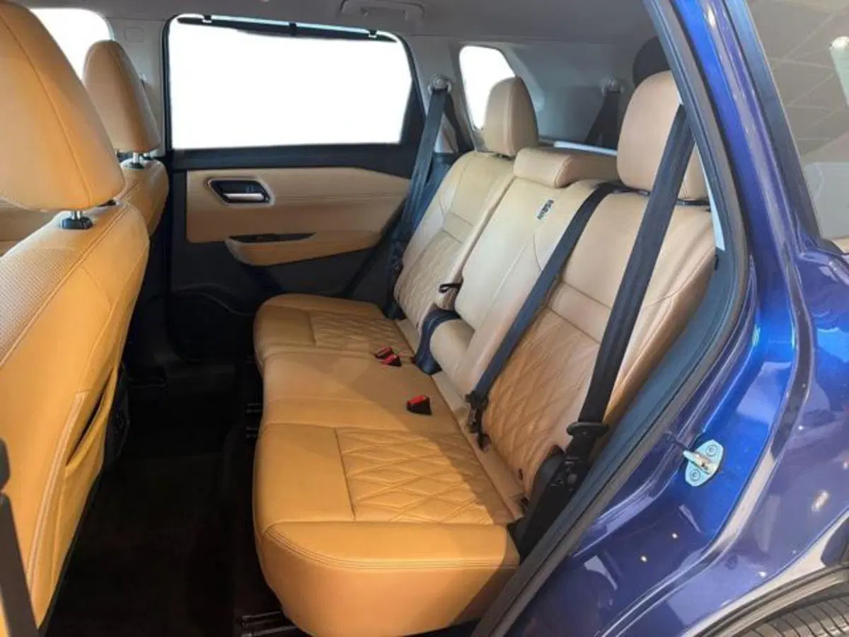 Nissan X-Trail usata a Sassari (8)